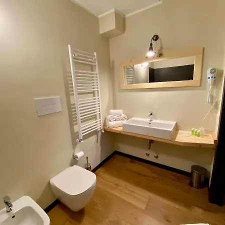 בית נופש Ronchi - *